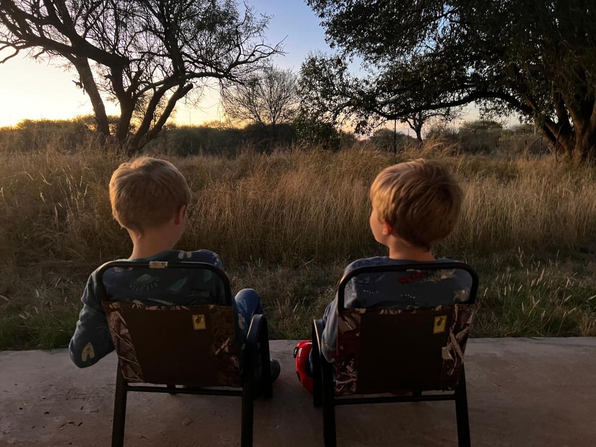 Simba Safaris African Pride Exotic Lodge Lephalale Exterior foto